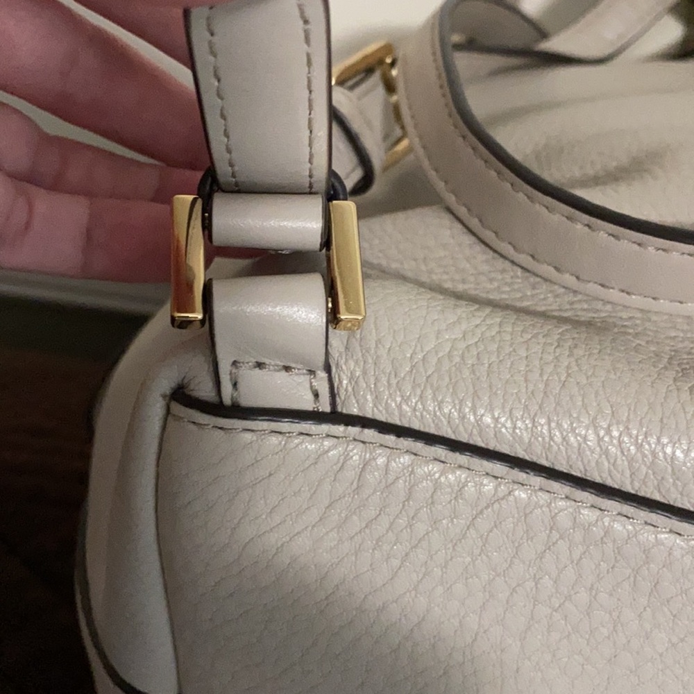 🔥VERY EUC- Authentic Michael Kors Raven Medium Backpack with dust bag🔥 - Picture 13 of 17
